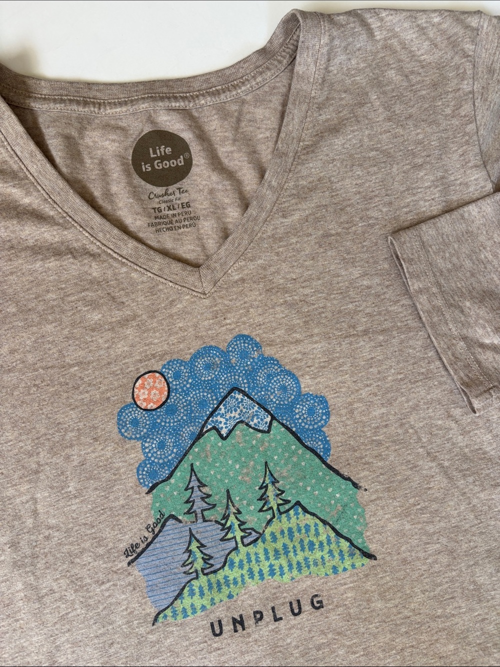 Life Is Good Crusher Tee Classic Fit LS Tshirt Unplug Outdoor Brown Womens XL